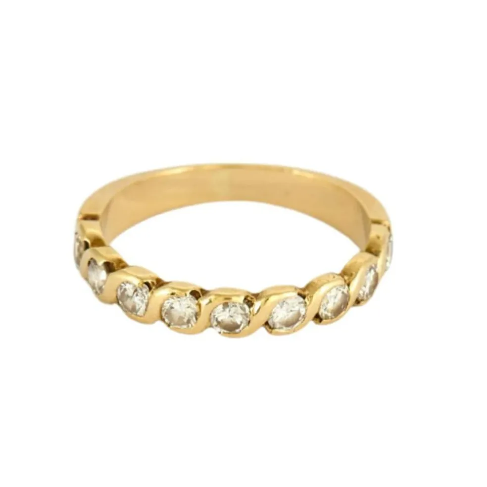 Bague en or jaune et diamants