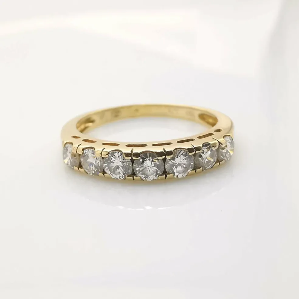 Bague en or jaune et diamants