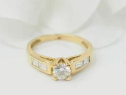 Bague en or jaune et diamants 0.35cts