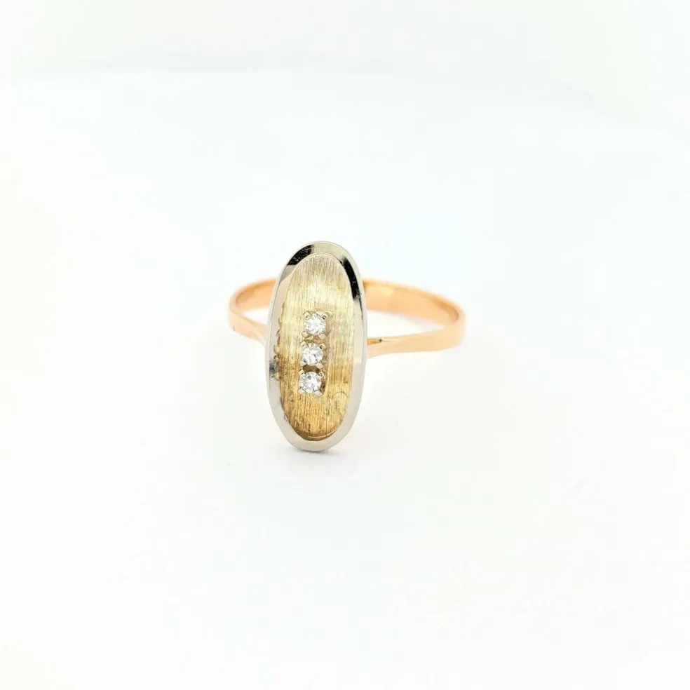 Bague en or jaune et diamants