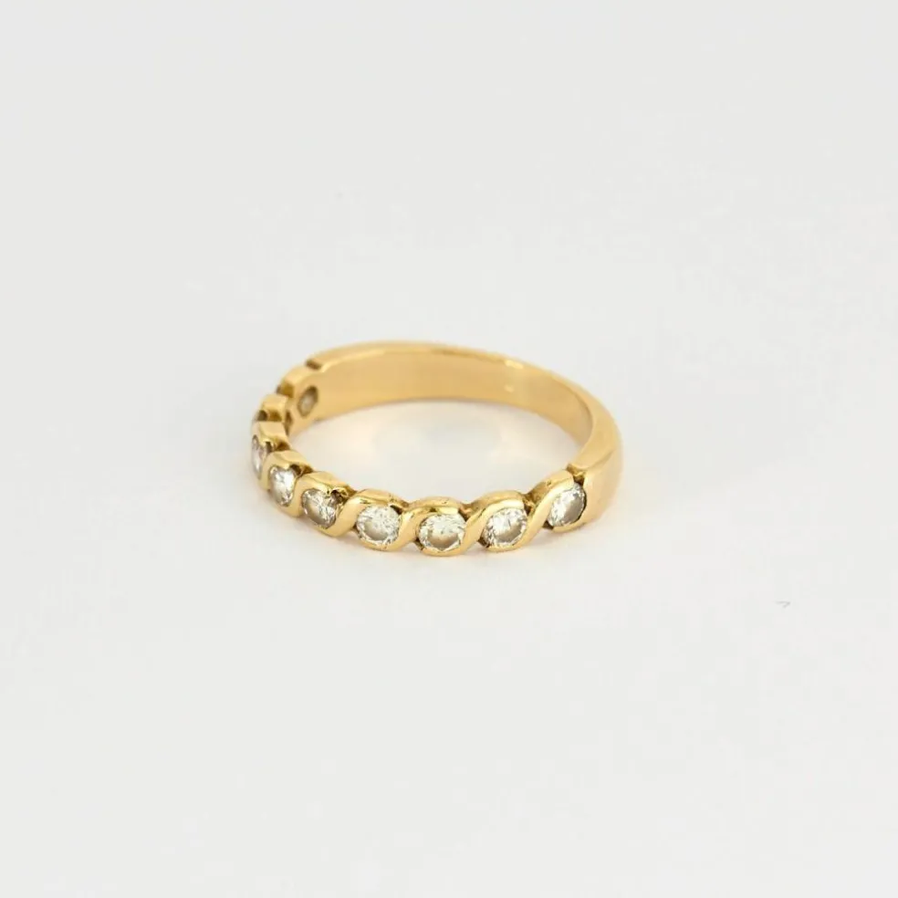 Bague en or jaune et diamants