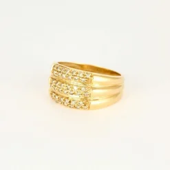 Bague en or jaune et diamants