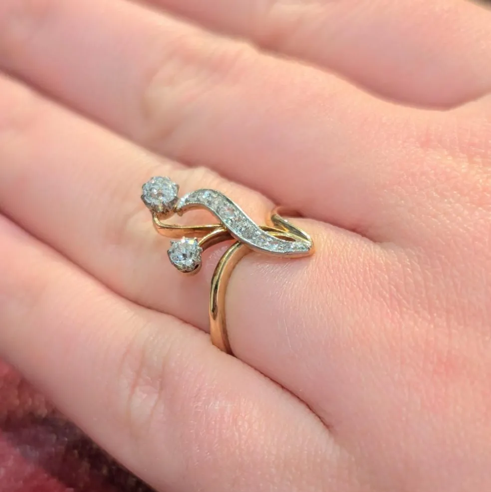 Bague en or jaune et diamants