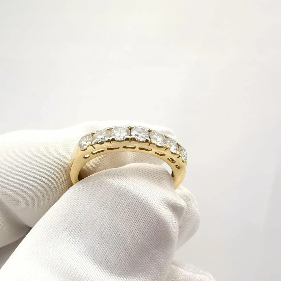 Bague en or jaune et diamants
