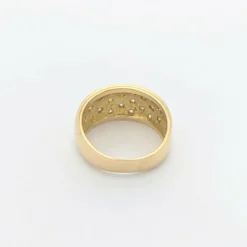 Bague en or jaune et diamants