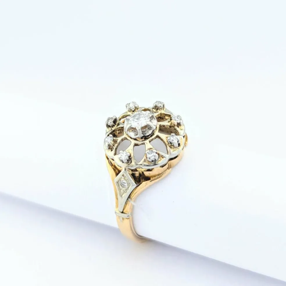 Bague en or jaune et diamants