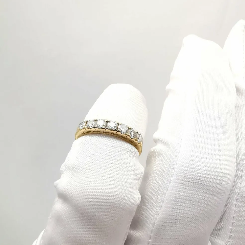 Bague en or jaune et diamants