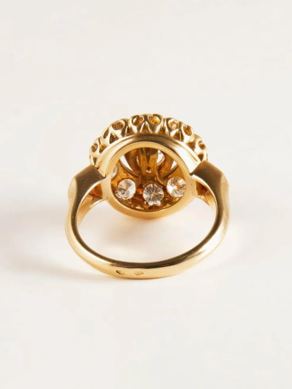 Bague en or jaune et diamants