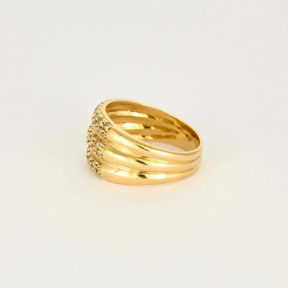 Bague en or jaune et diamants