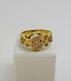 Bague en or jaune et diamants