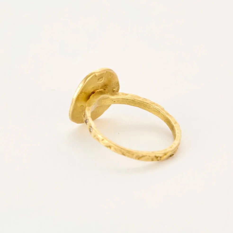 Bague en or jaune et diamants