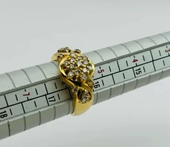 Bague en or jaune et diamants