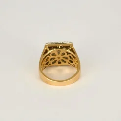 Bague en or jaune et diamants ronds taille brillant
