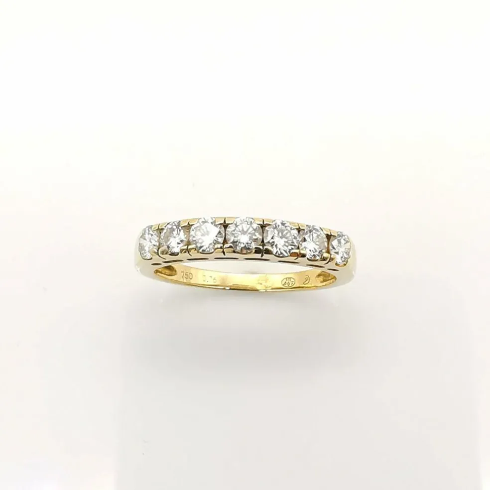 Bague en or jaune et diamants
