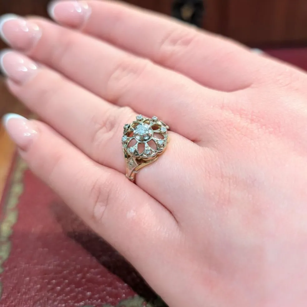 Bague en or jaune et diamants