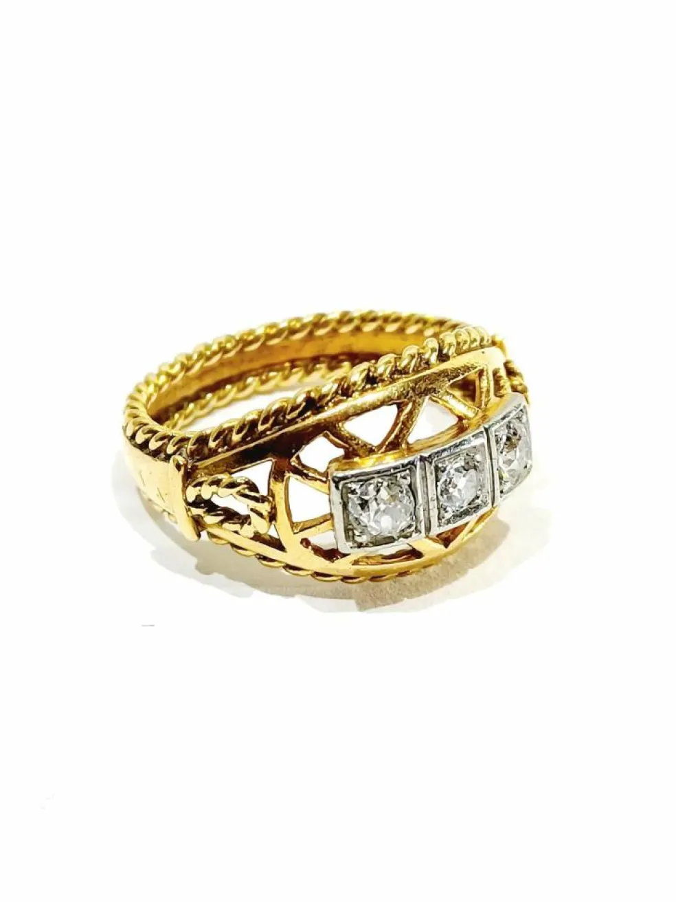 Bague en or jaune et diamants