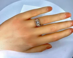 Bague en or jaune et diamants