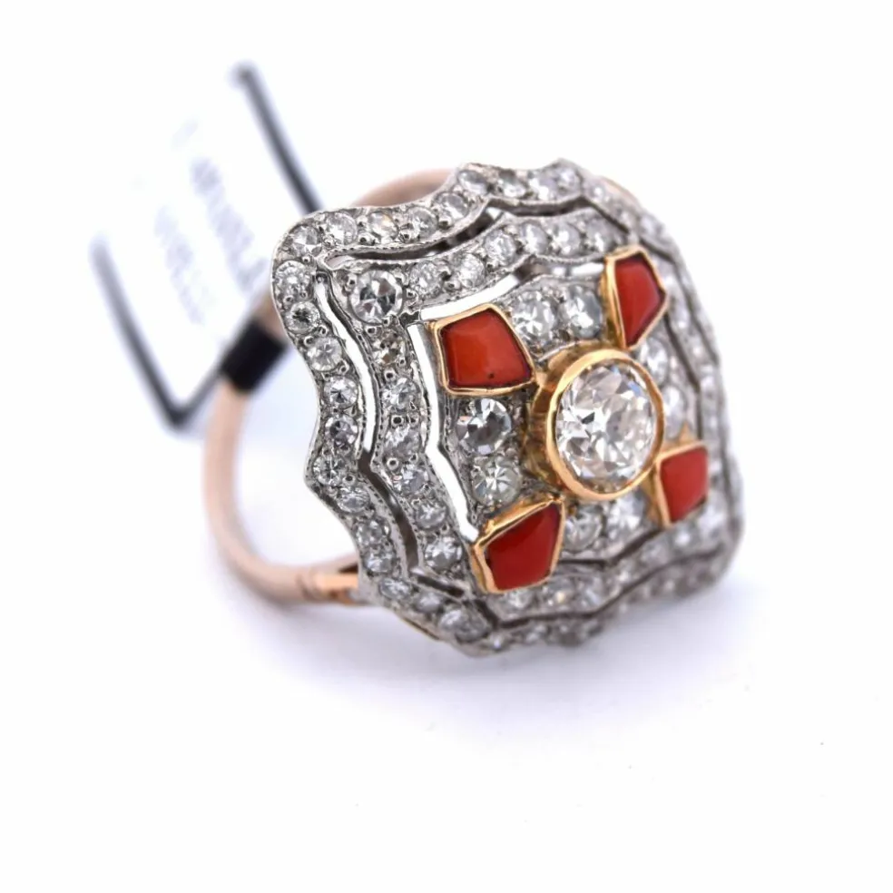 Bague en or jaune et platine - Époque Art Nouveau