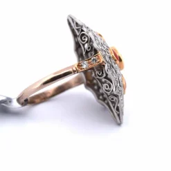 Bague en or jaune et platine - Époque Art Nouveau