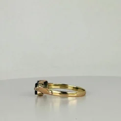 Bague en or jaune et rose avec tourmaline naturelle