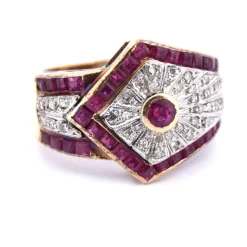 Bague en or jaune et rubis des années 1940