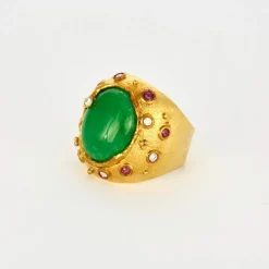 Bague en or jaune, jade, diamants et saphirs roses