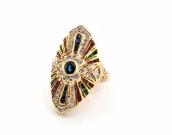 Bague en or jaune ornée de saphirs, de diamants, de rubis et d'émeraudes