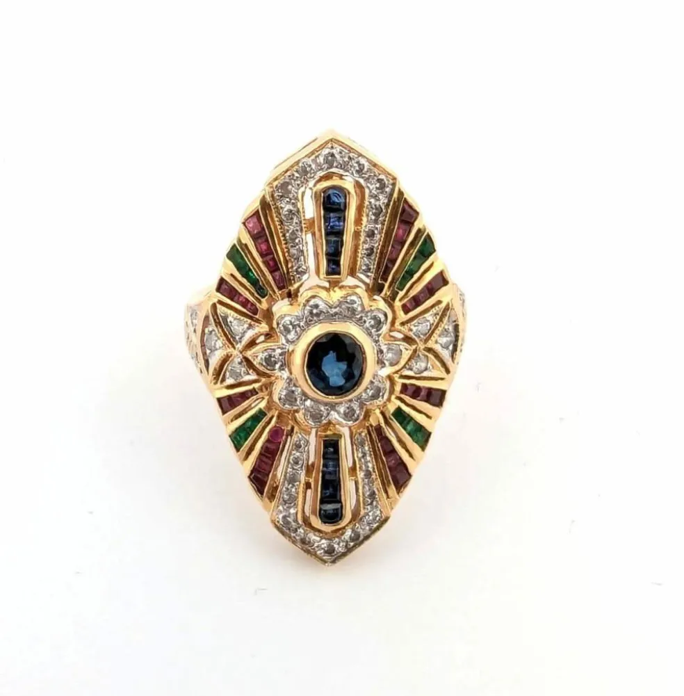 Bague en or jaune ornée de saphirs, de diamants, de rubis et d'émeraudes