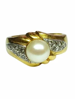 Bague en or jaune, perle et diamants