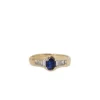 Bague en Or Jaune Saphir Ovale Et Diamants