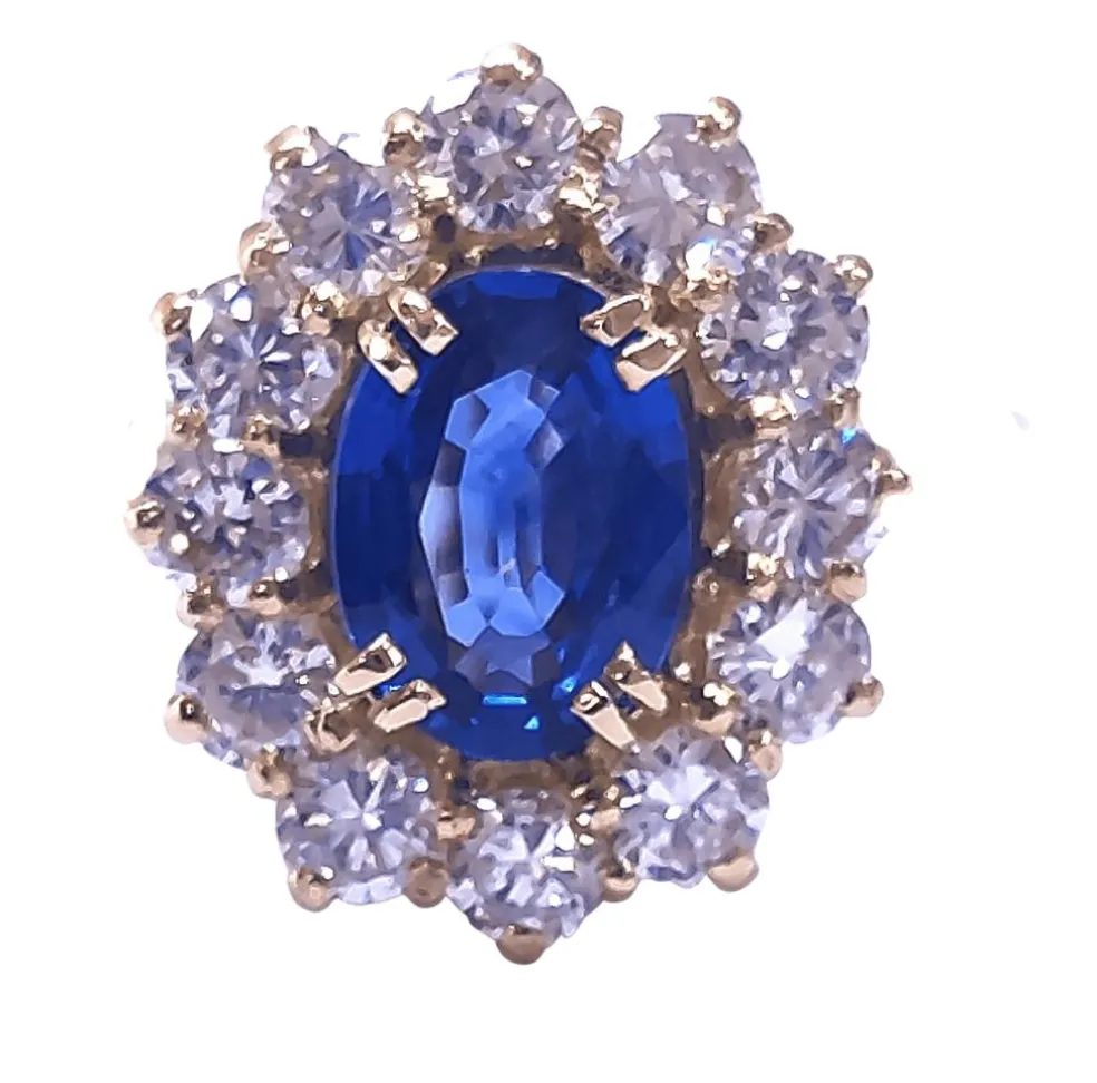 Bague en or jaune, saphir, diamants