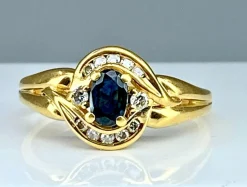 Bague en or jaune saphir et diamants