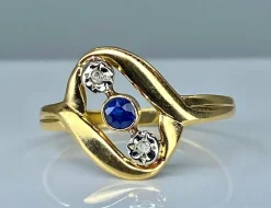 Bague en or jaune saphir et diamants
