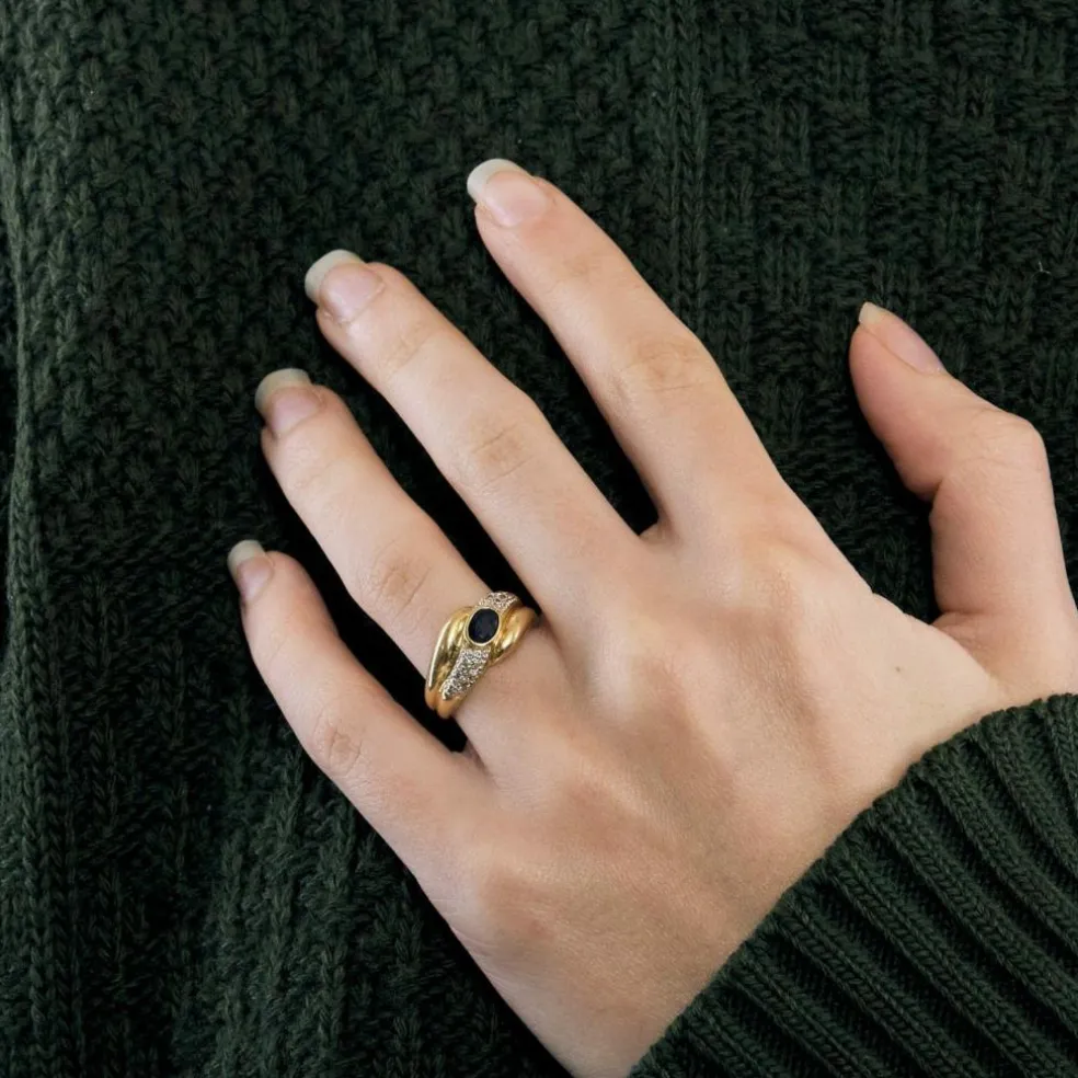 Bague en or jaune, saphir et diamants