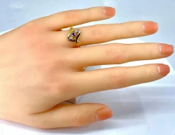 Bague en or jaune saphir et diamants