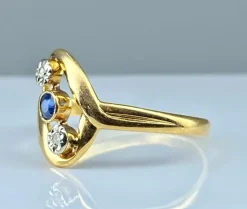 Bague en or jaune saphir et diamants