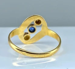 Bague en or jaune saphir et diamants