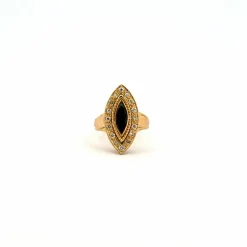 Bague en or jaune saphir navette et diamants