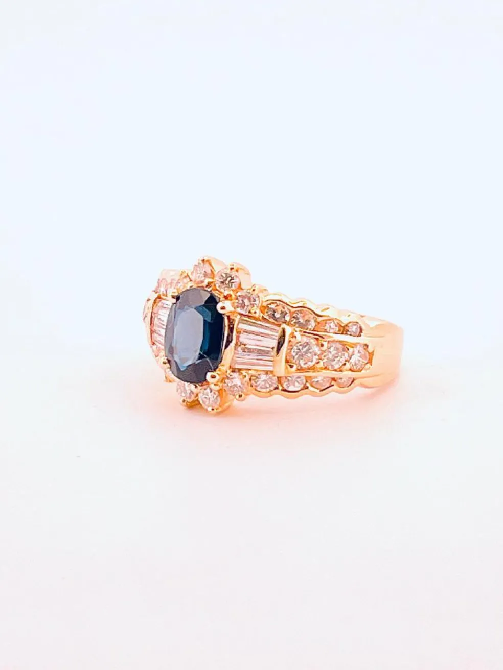 Bague en Or jaune, Saphir et Diamants
