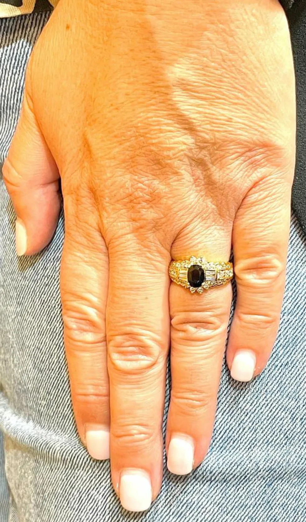 Bague en Or jaune, Saphir et Diamants