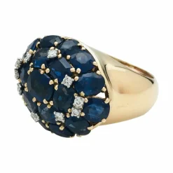 Bague en or jaune saphirs et diamants.