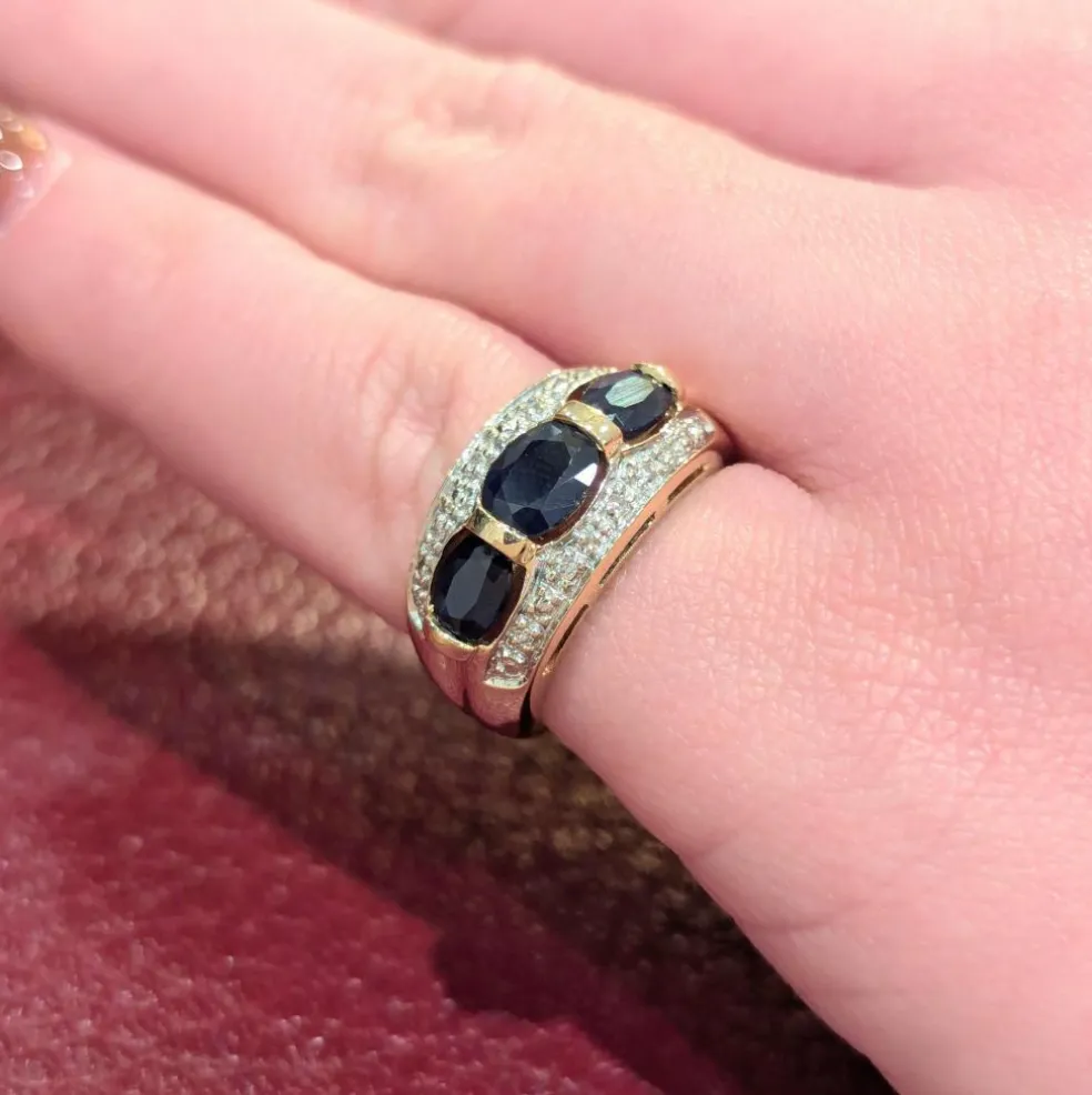 Bague en or jaune saphirs et diamants
