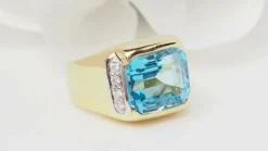 Bague en or jaune, Topaze bleue et diamants