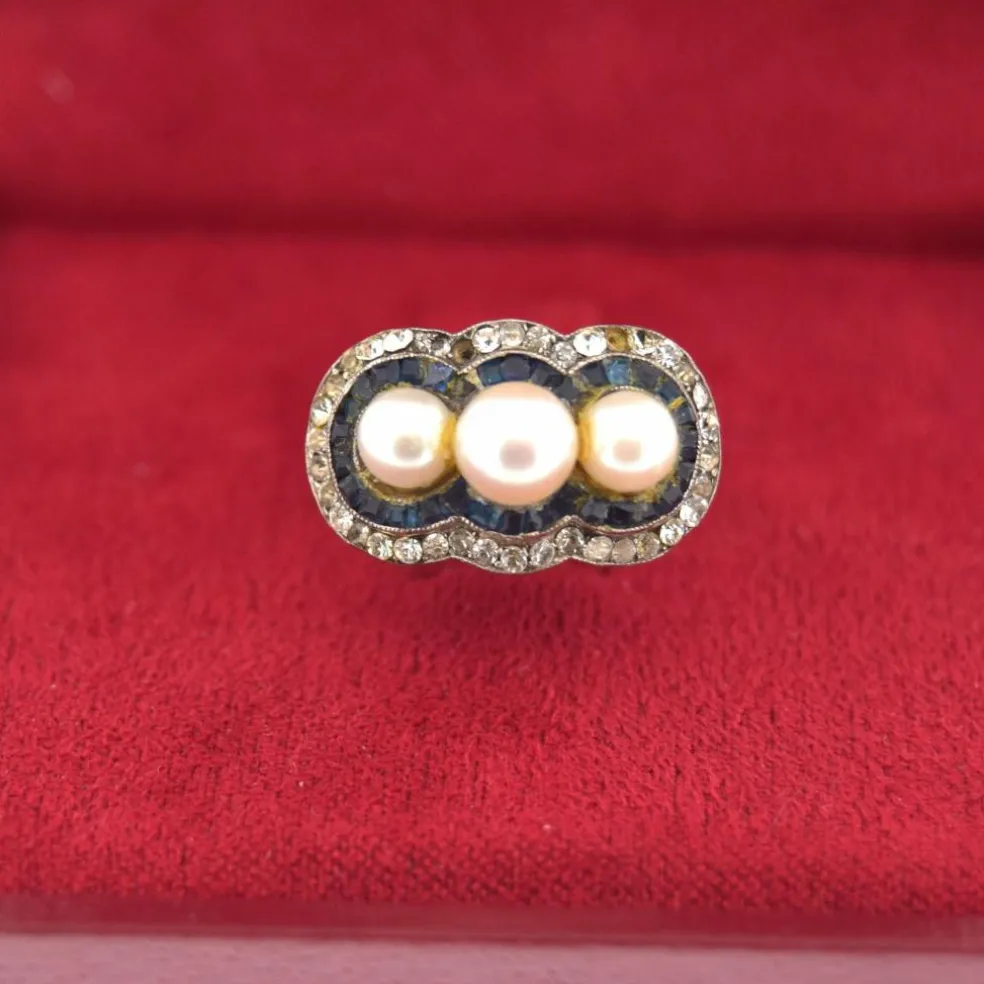Bague en or, perle et saphir de l'époque victorienne
