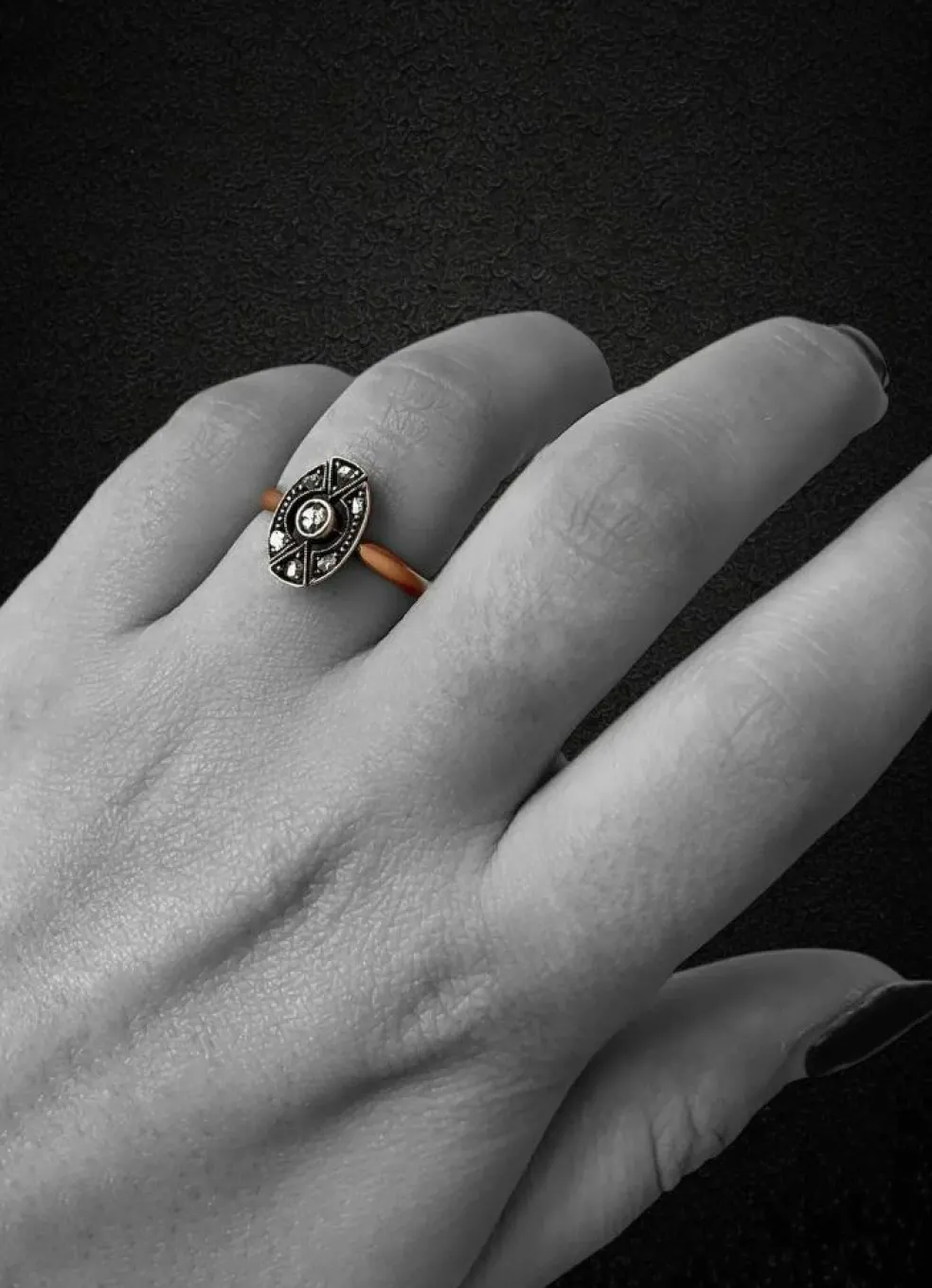 Bague en or, époque Jugendstil