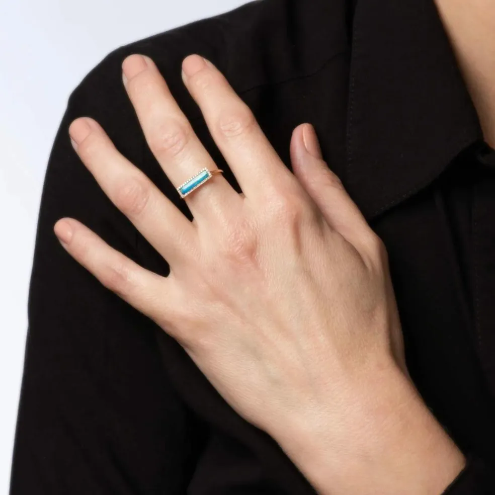 Bague en or rose 14 carats avec opale et diamant East West