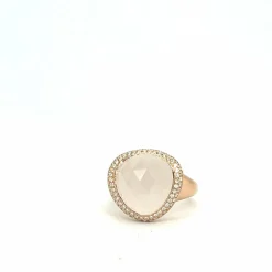 Bague en or rose 18 carats avec quartz blanc de 8,05 ct et diamant