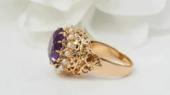 Bague en or rose, améthyste et perles fines