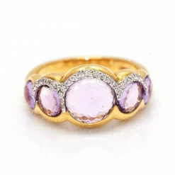 Bague en or rose avec améthyste