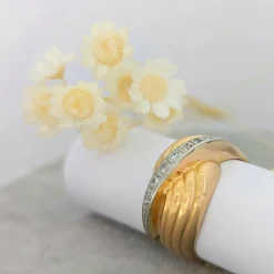 Bague en or rose et diamants